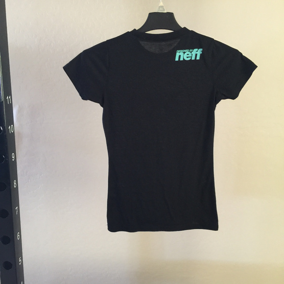 Design by neff Electric run women's tee - Picture 2 of 5